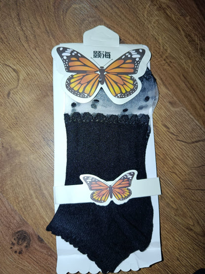 🧦 Stylectra™ Winter Socks – Soft Cozy Wear with Minimal Net Design